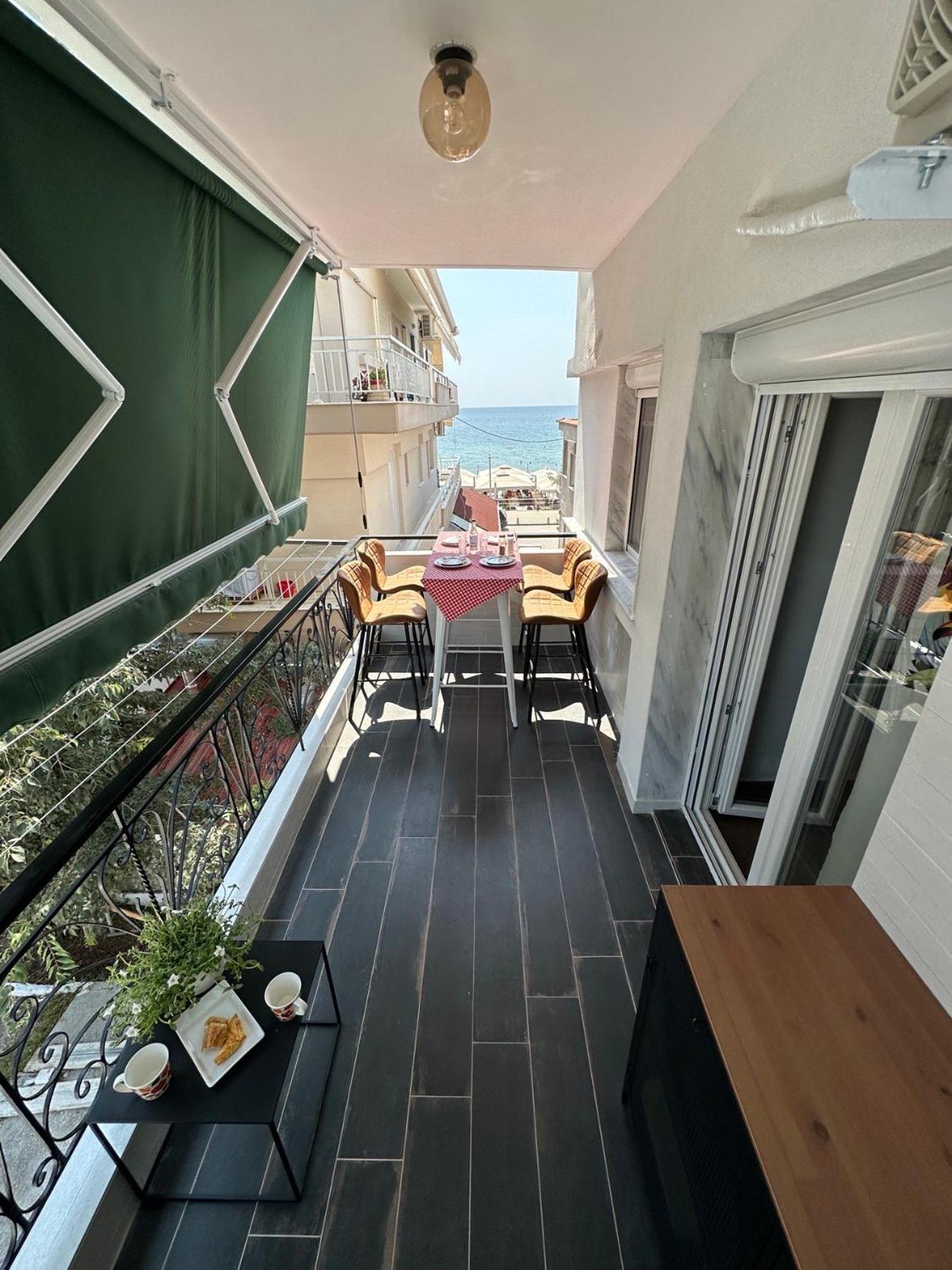 Parrot Palazzo Apartment *